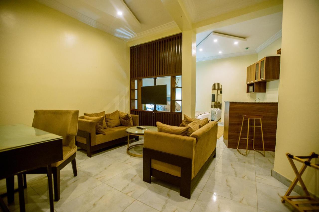 Apartment 79 Hotel & Suite Ikeja Exterior photo
